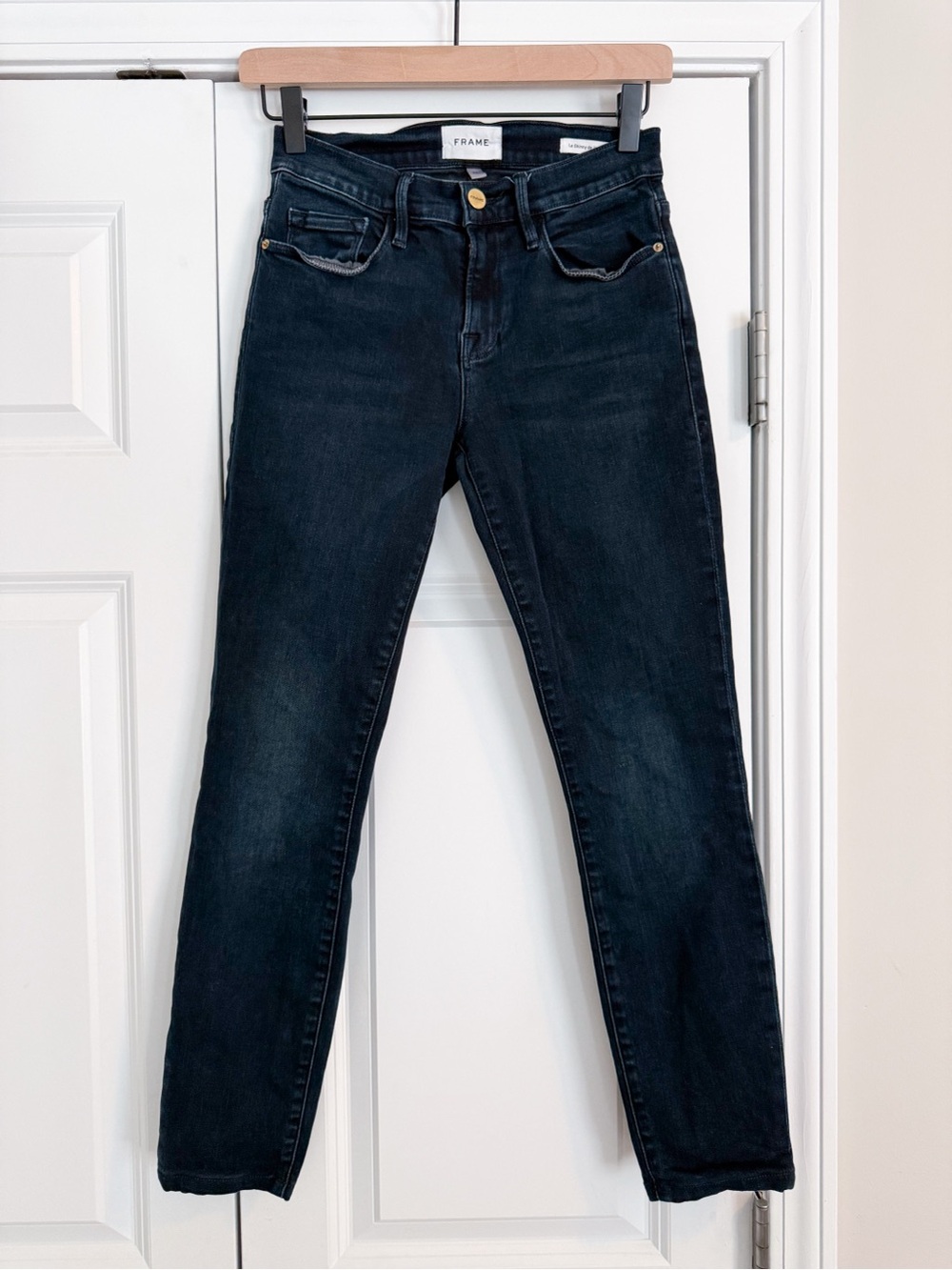 FRAME Le Skinny de Jeanne Jean